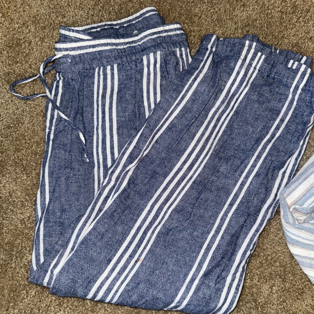 Old Navy Lounge Blue and White Striped Pants SZ M
